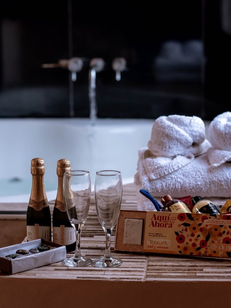 Jacuzzi privado con espumantes y amenities en Cabañas Las Sirenas Premium Villa Urquiza entre rios