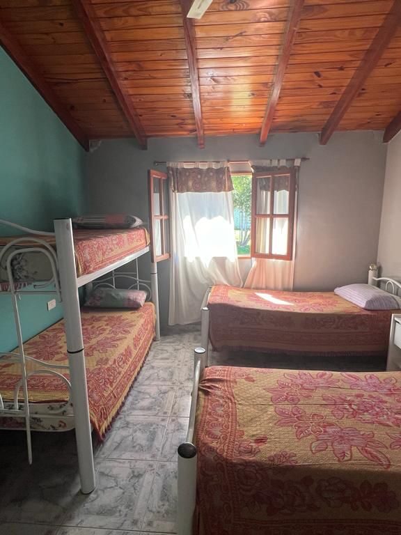 Habitación adicional en Casa Quinta El Paraíso, ideal para familias o grupos, equipada para 6 personas